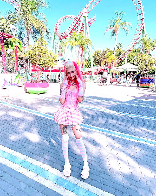 kriiizellda instagram image archive image