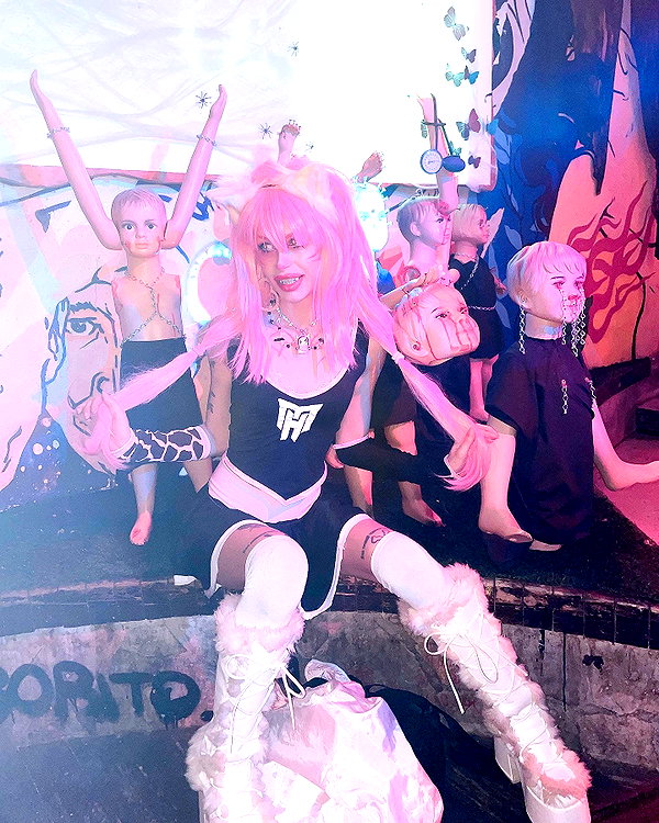 kriiizellda instagram image archive image
