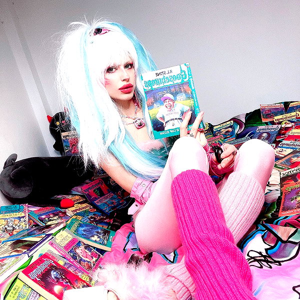 kriiizellda instagram image archive image