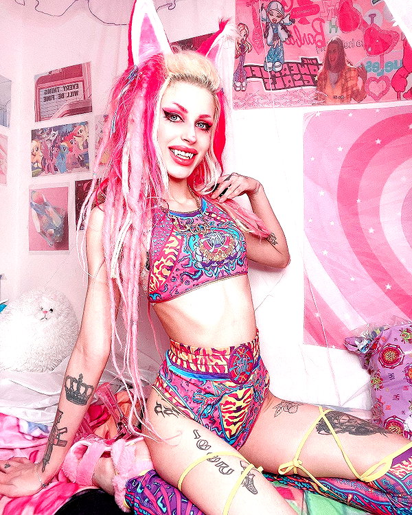 kriiizellda instagram image archive image