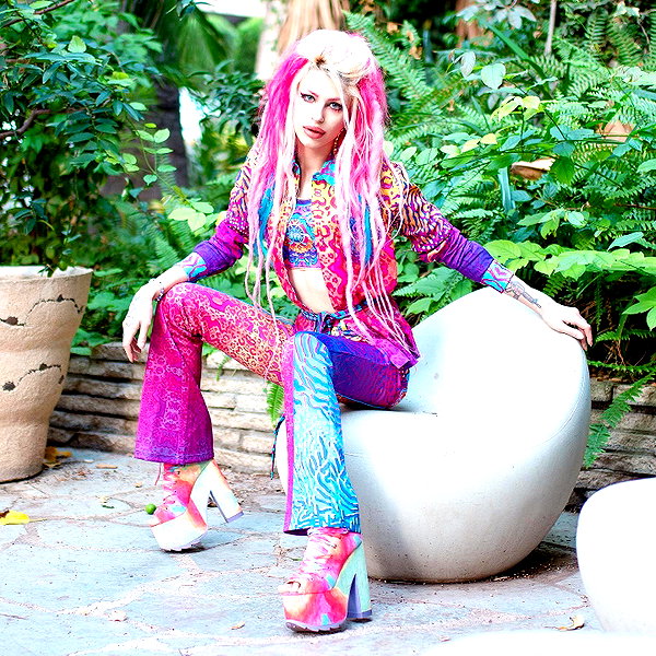 kriiizellda instagram image archive image