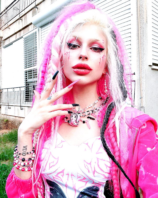 kriiizellda instagram image archive image