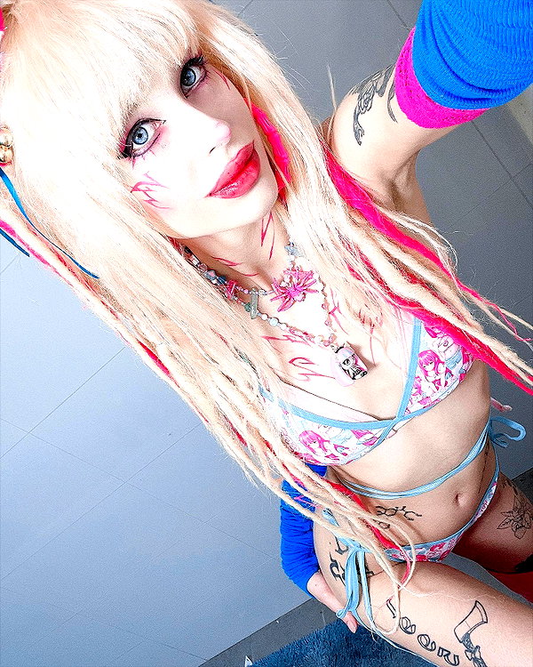 kriiizellda instagram image archive image