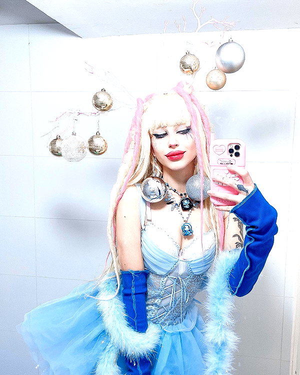 kriiizellda instagram image archive image