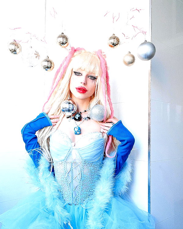 kriiizellda instagram image archive image