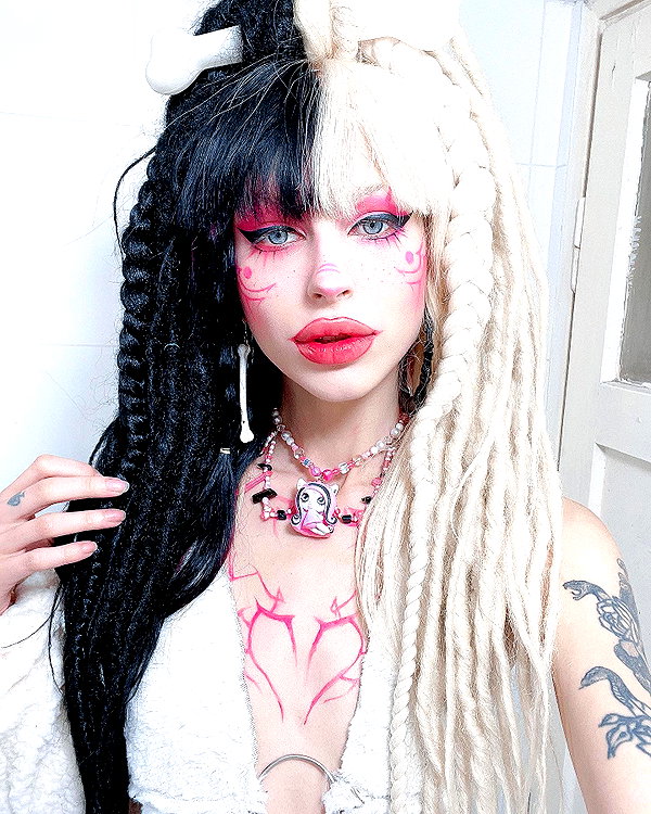kriiizellda instagram image archive image