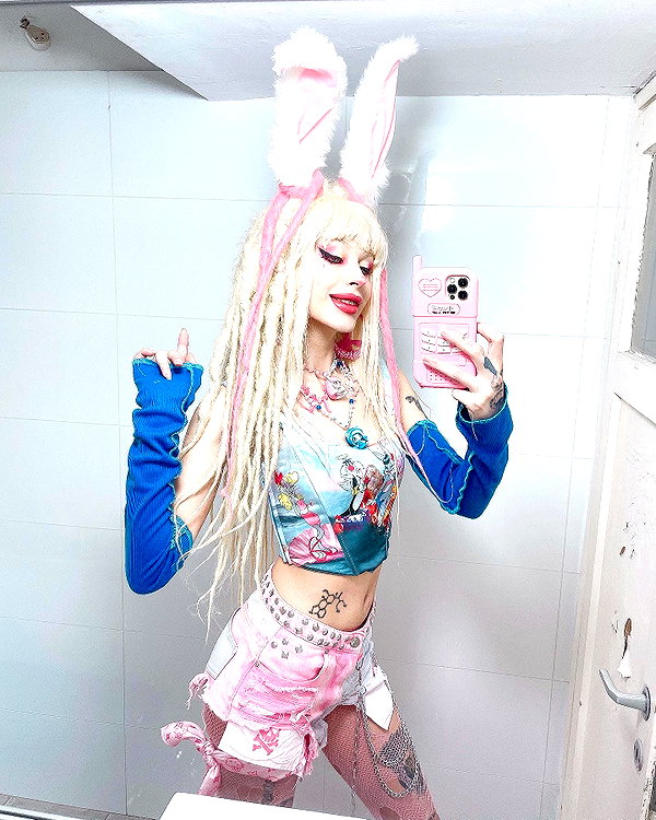 kriiizellda instagram image archive image
