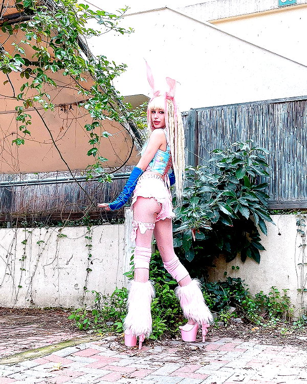 kriiizellda instagram image archive image