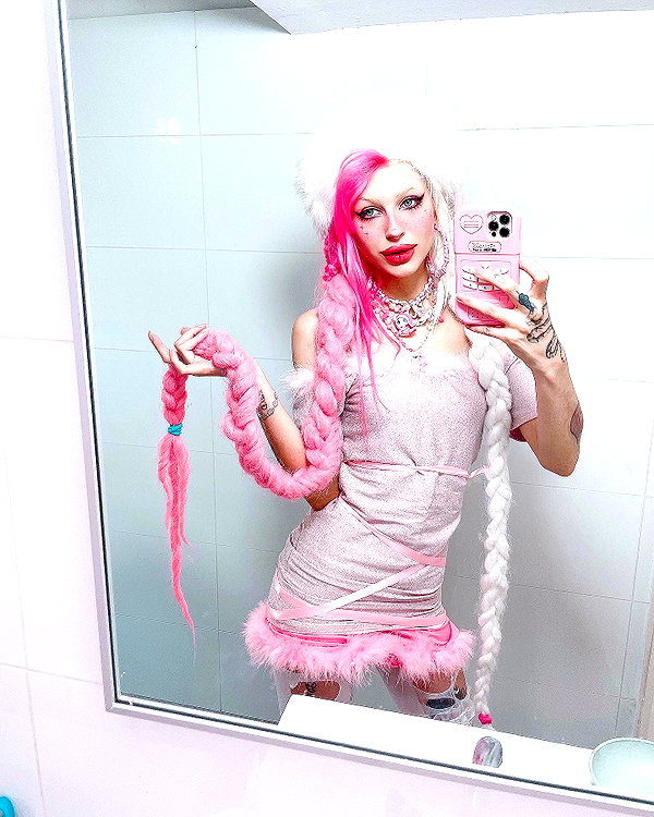 kriiizellda instagram image archive image