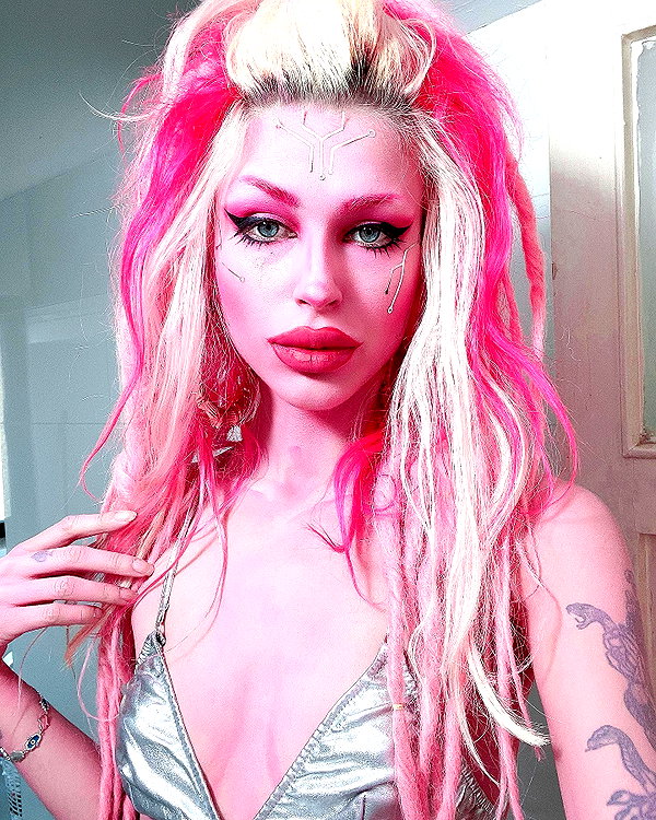 kriiizellda instagram image archive image