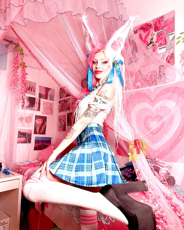 kriiizellda instagram image archive image