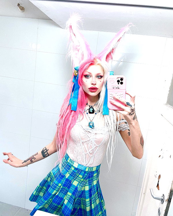 kriiizellda instagram image archive image