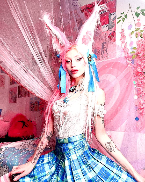 kriiizellda instagram image archive image