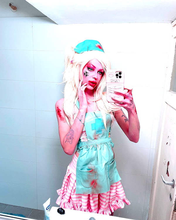 kriiizellda instagram image archive image