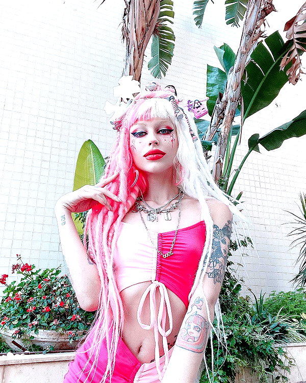 kriiizellda instagram image archive image