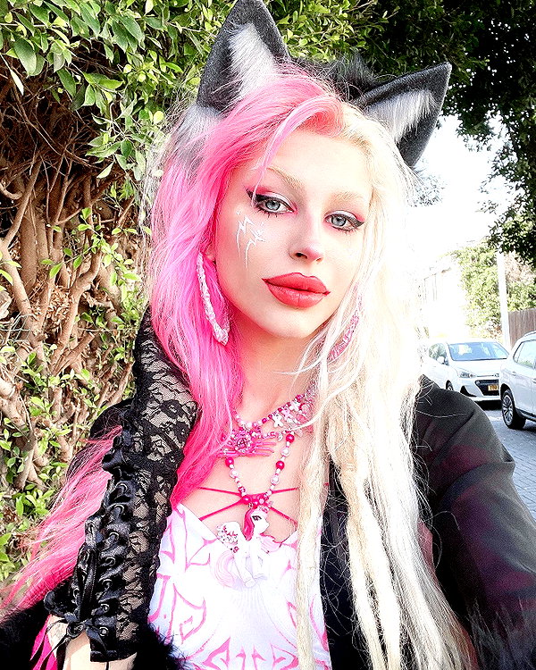 kriiizellda instagram image archive image