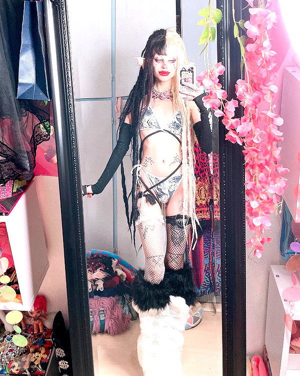 kriiizellda instagram image archive image