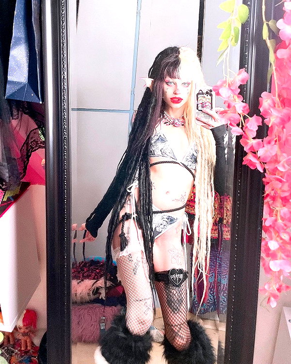 kriiizellda instagram image archive image