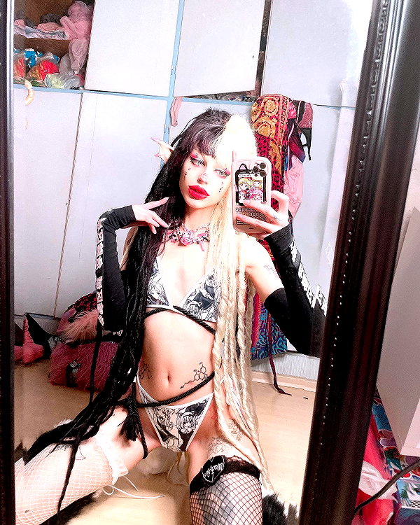 kriiizellda instagram image archive image