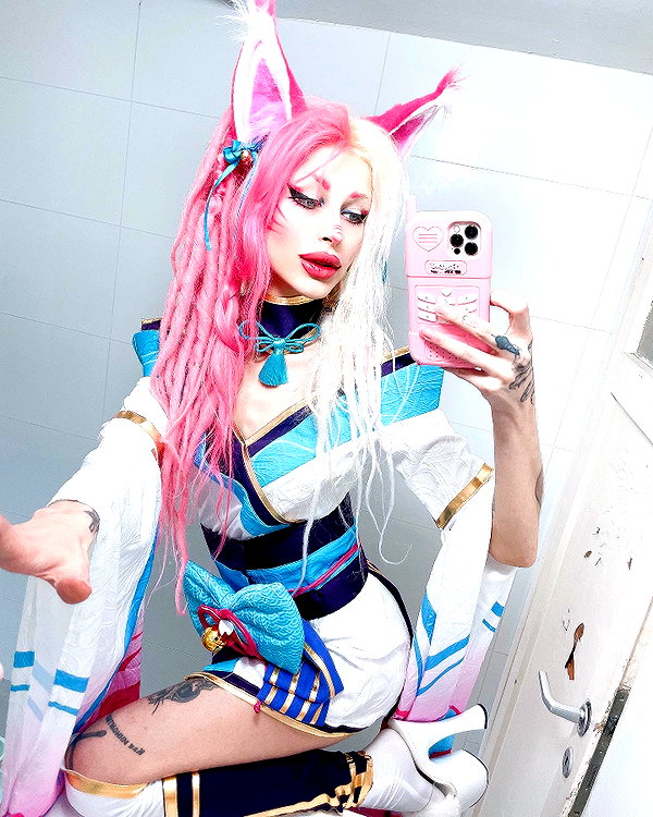 kriiizellda instagram image archive image