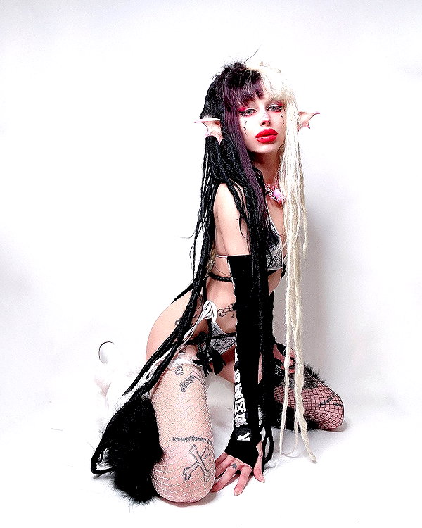 kriiizellda instagram image archive image