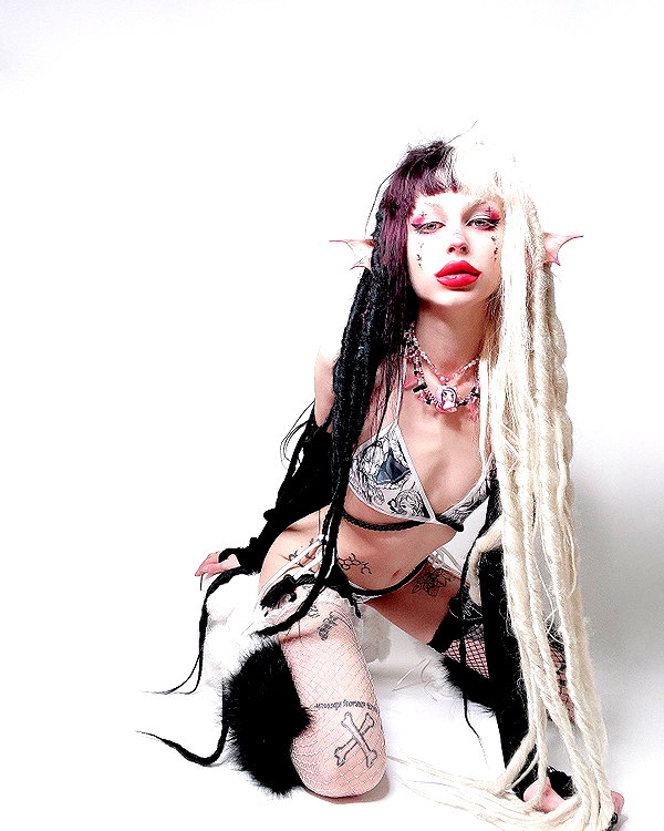 kriiizellda instagram image archive image