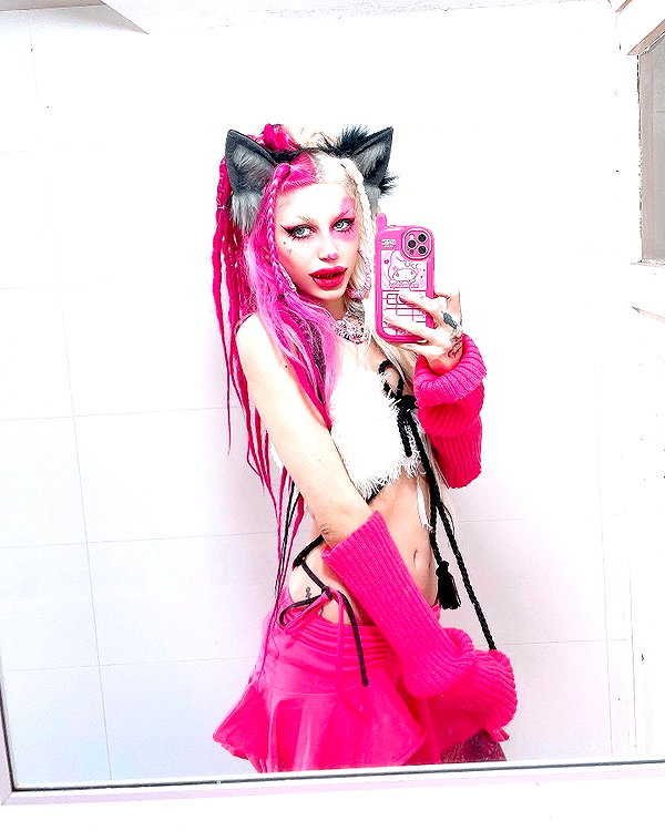 kriiizellda instagram image archive image