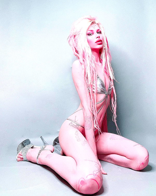 kriiizellda instagram image archive image