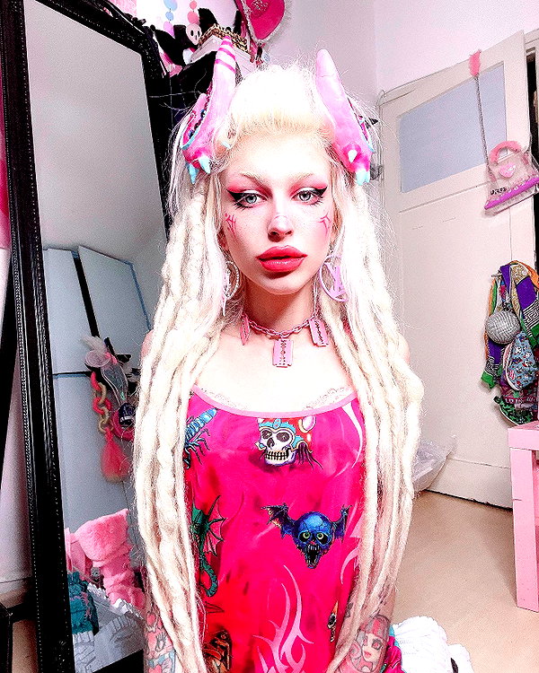 kriiizellda instagram image archive image