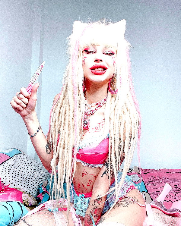kriiizellda instagram image archive image