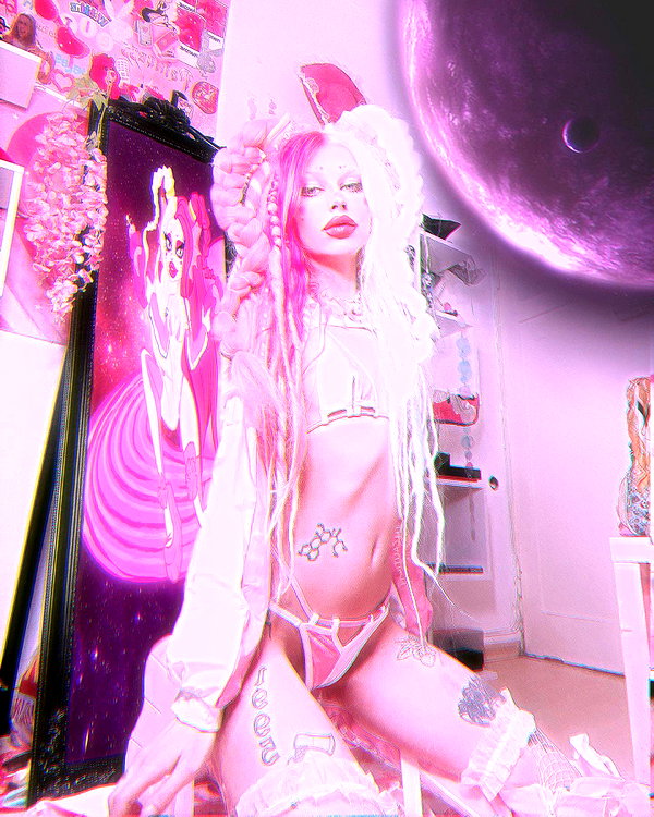 kriiizellda instagram image archive image