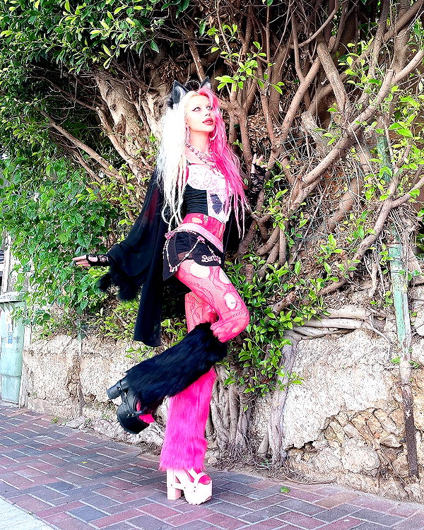 kriiizellda instagram image archive image
