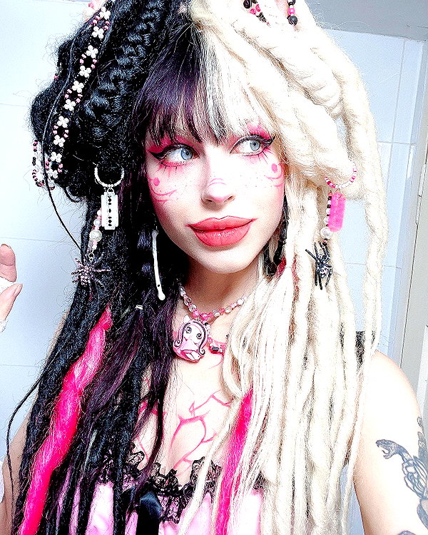 kriiizellda instagram image archive image