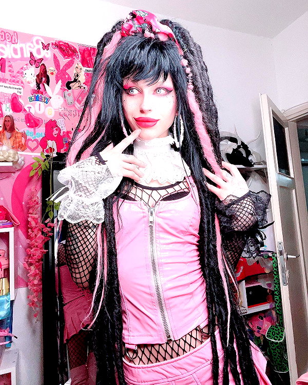 kriiizellda instagram image archive image