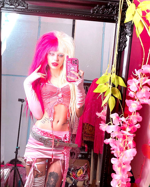 kriiizellda instagram image archive image