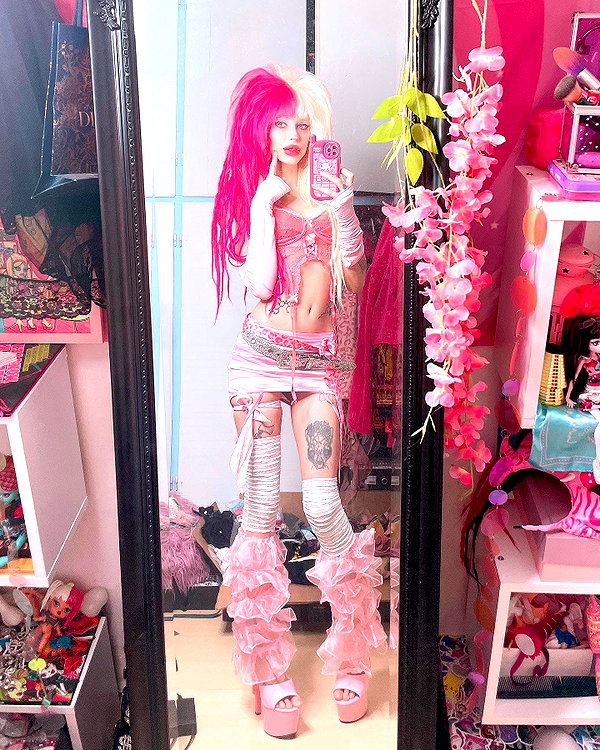 kriiizellda instagram image archive image
