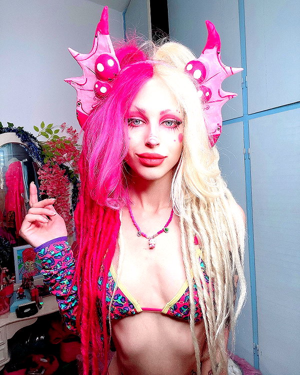 kriiizellda instagram image archive image
