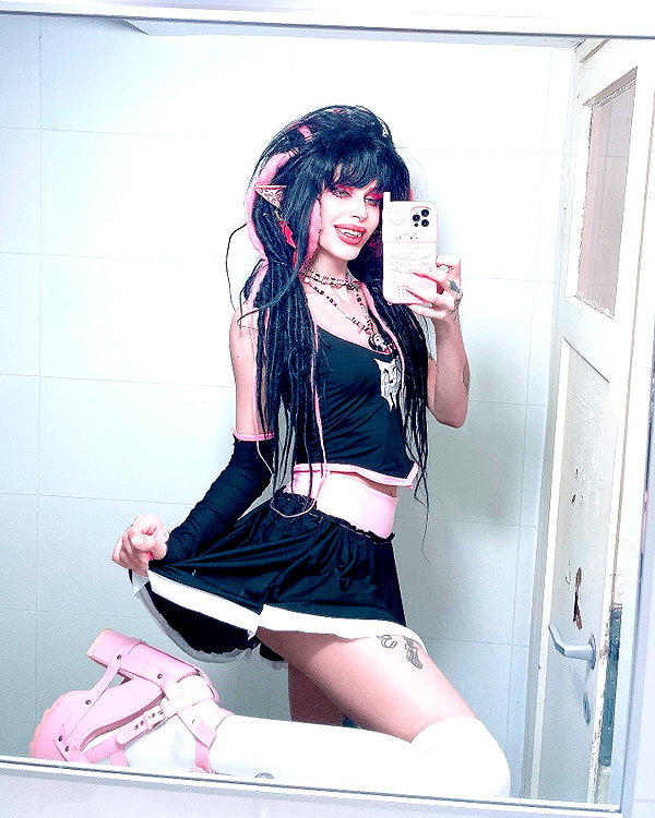 kriiizellda instagram image archive image