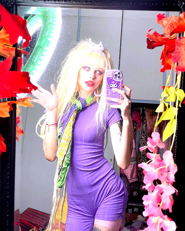 kriiizellda instagram image archive image