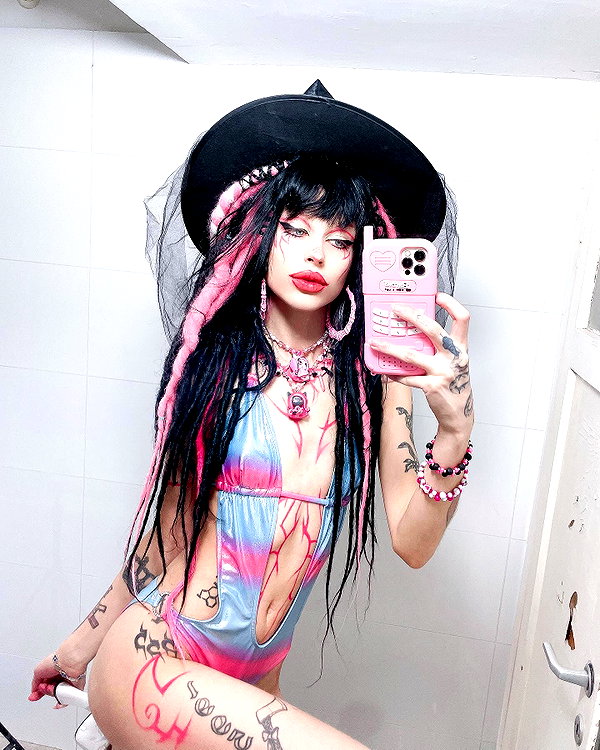 kriiizellda instagram image archive image