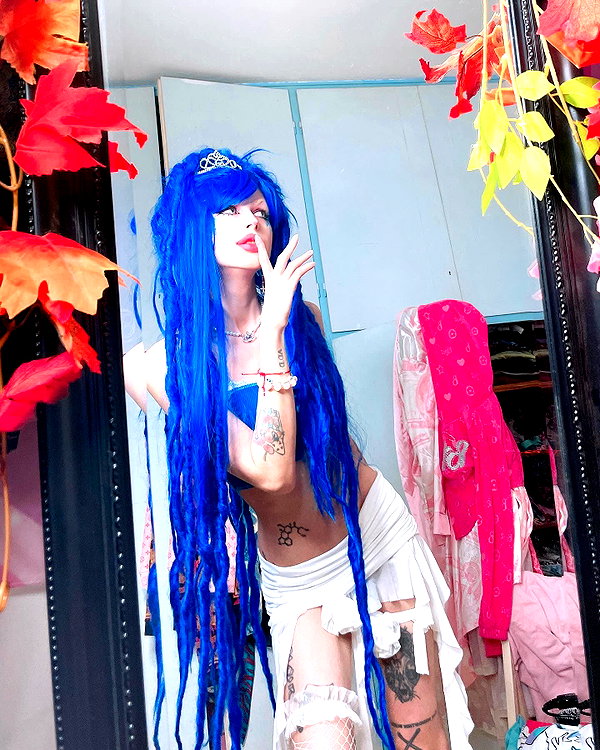 kriiizellda instagram image archive image