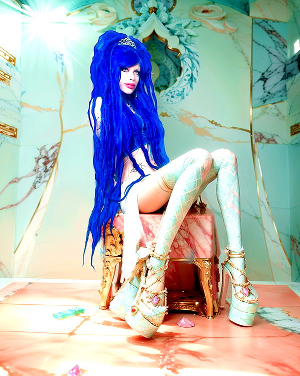 kriiizellda instagram image archive image