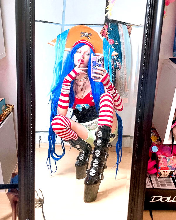 kriiizellda instagram image archive image