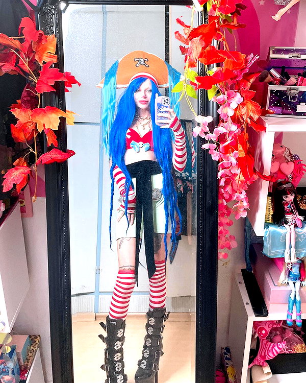 kriiizellda instagram image archive image