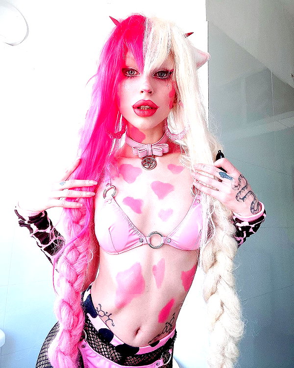 kriiizellda instagram image archive image