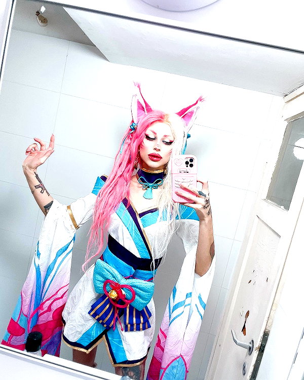 kriiizellda instagram image archive image