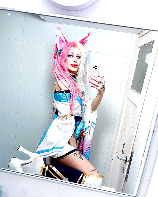 kriiizellda instagram image archive image