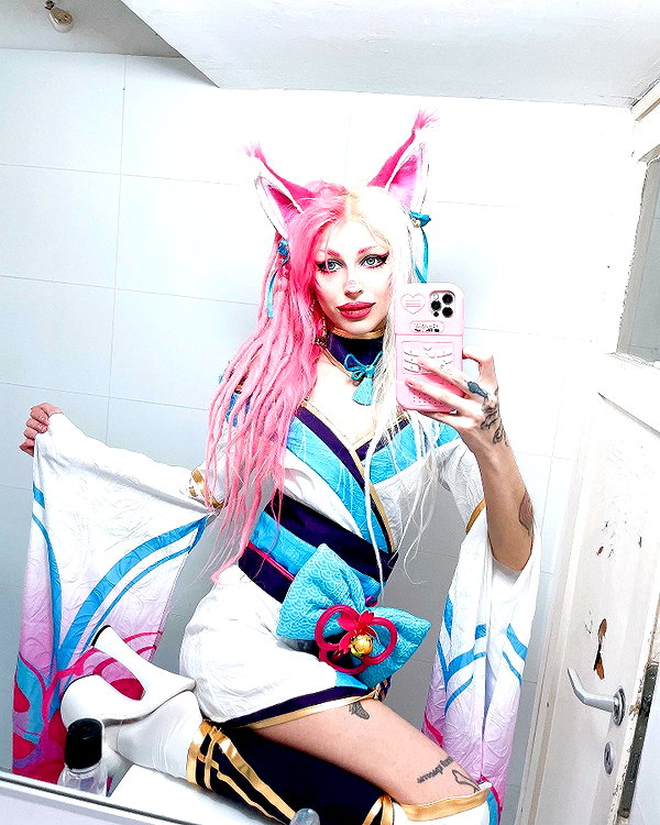 kriiizellda instagram image archive image