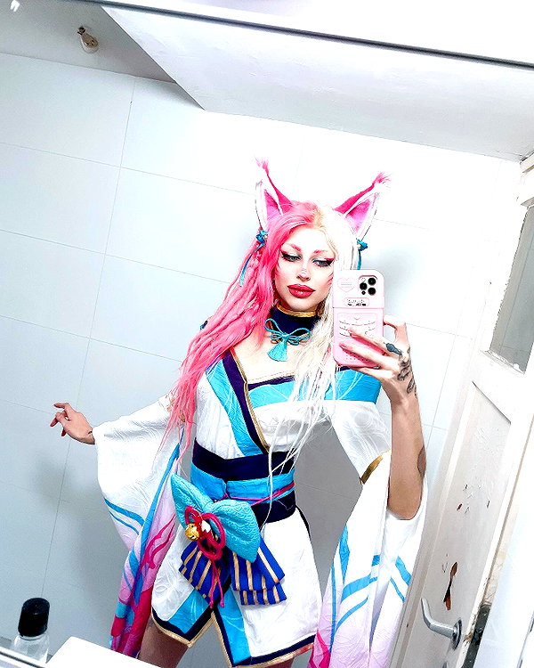 kriiizellda instagram image archive image