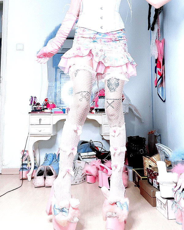 kriiizellda instagram image archive image